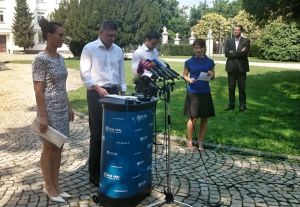 B&yacute;val&aacute; Ficova hovorkyňa je sp&auml;ť. M&aacute; miesto na ministerstve