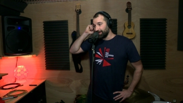 Tituln&uacute; pieseň z 1890 naspieval Benetin z Korben Dallas, vypočujte si ju cel&uacute;