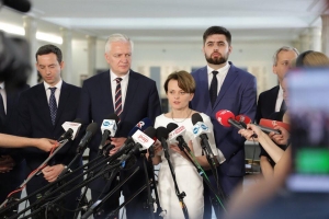 Poľsk&yacute; vicepremi&eacute;r sľubuje n&aacute;vrat m&eacute;di&iacute; do poľsk&yacute;ch r&uacute;k