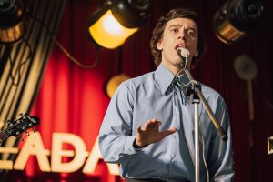 Život ako jeden veľk&yacute; videoklip: Pozrite si teaser k filmu Duchoň (VIDEO)