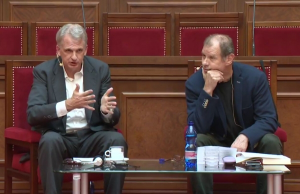 Diskusia s prof. Timothym Snyderom: Cena slobody (naživo)