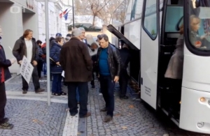 Telev&iacute;zia uk&aacute;zala, ako vyzer&aacute; manipul&aacute;cia na najvy&scaron;&scaron;ej &uacute;rovni