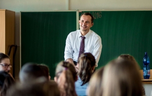 Sieť poprela spr&aacute;vu pochybn&eacute;ho webu a Fun r&aacute;dia o hospitaliz&aacute;cii Proch&aacute;zku