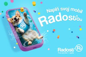 &Scaron;antiace psy v baz&eacute;ne ukazuj&uacute;, ak&eacute; jednoduch&eacute; je stiahnuť si Radosť do mobilu (VIDEO)