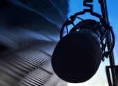 Novinárske organizácie kritizujú vyhýbavé rozhodnutie mediálneho regulátora a ignoranciu Rady STVR