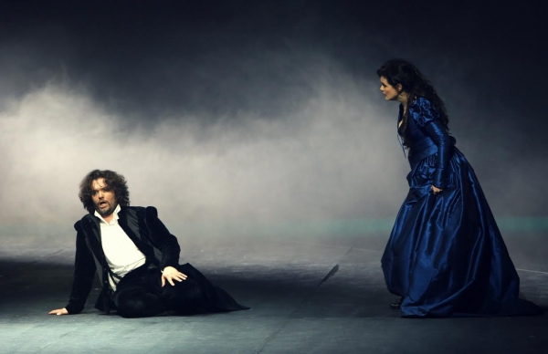 ROMEO A J&Uacute;LIA: Nesmrteľn&aacute; romanca očami kontroverzn&eacute;ho režis&eacute;ra