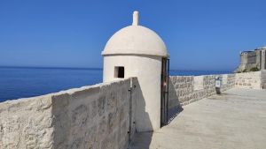 Na&scaron;li sme smer&aacute;cky brloh v Chorv&aacute;tsku (VIDEO)