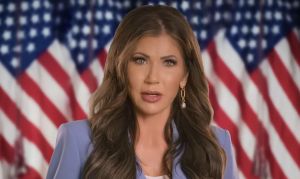 Mexiko chce zak&aacute;zať reklamn&eacute; spoty vl&aacute;dy USA cielen&eacute; proti migrantom (VIDEO)