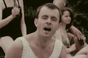 Vinea oslavuje 50-tku. Na začiatku bola z&aacute;kazka vyrobiť konkurenciu kapitalistick&yacute;m n&aacute;pojom a reklama od El&aacute;nu (VIDEO)