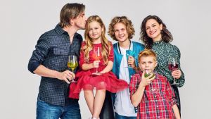 Seri&aacute;l Oteckovia zasiahnu zmeny: Zn&aacute;mu rodinu nahrad&iacute; nov&aacute; aj s nov&yacute;mi hercami (FOTO)