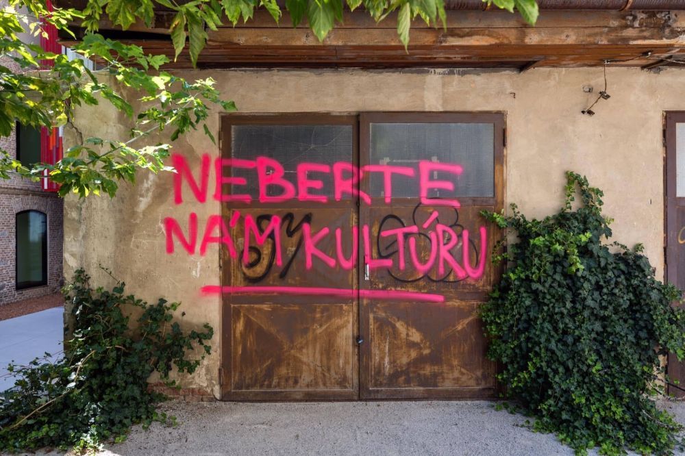 Potomkovia v&yacute;znamn&yacute;ch umelcov vyz&yacute;vaj&uacute; na ochranu zbierok a odbornosti v Slovenskej n&aacute;rodnej gal&eacute;rii