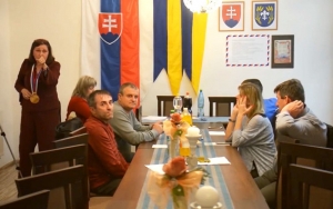 Video z Feki&scaron;oviec l&aacute;me rekordy. Starostka je ne&scaron;ťastn&aacute;, kritizuje ju ZMOS aj Transparency