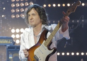 S&uacute;kromn&eacute; r&aacute;di&aacute; upozorňuj&uacute; na v&yacute;sledky kv&oacute;t: Oldies r&aacute;di&aacute; hraj&uacute; nov&uacute; hudbu, hitov&eacute; r&aacute;di&aacute; hraj&uacute; nehity