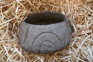 UNIK&Aacute;TNY OBJAV: pod bud&uacute;cou predajňou BILLA sa na&scaron;li predmety z praveku, niektor&eacute; maj&uacute; aj viac ako 7 000 rokov (FOTO)