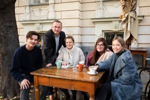 Port&aacute;l ĽudiaĽuďom.sk v roku 2021 pom&aacute;hal aj oslavoval