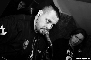 Česk&yacute; slav&iacute;k mal xenof&oacute;bnu pr&iacute;chuť. Kritikov prib&uacute;da