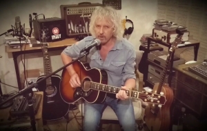 Peter Nagy: Až budeme čipovan&iacute;... bud&uacute; n&aacute;s sledovať siv&eacute; obleky (VIDEO)
