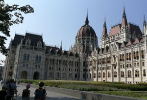 R&aacute;dio Slobodn&aacute; Eur&oacute;pa konč&iacute; s p&ocirc;soben&iacute;m v Maďarsku