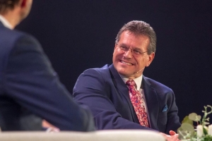 Zachr&aacute;nili sme pre v&aacute;s kritick&eacute; koment&aacute;re, ktor&eacute; &Scaron;efčovič schoval