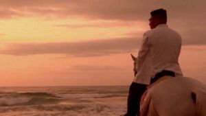 Severok&oacute;rejsk&aacute; TV zverejnila video, ako Kim Čong-un chradne tvrdou pr&aacute;cou pre ľud