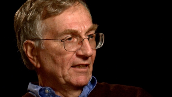 Prahu nav&scaron;t&iacute;vi jeden z najsl&aacute;vnej&scaron;&iacute;ch novin&aacute;rov na svete Seymour Hersh