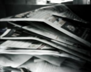 Predaj slovensk&yacute;ch denn&iacute;kov kles&aacute;, niektor&eacute; klesli až dvojcifern&yacute;m tempom