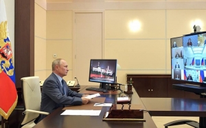 Hovorca Vladim&iacute;ra Putina bol hospitalizovan&yacute; s koronav&iacute;rusom