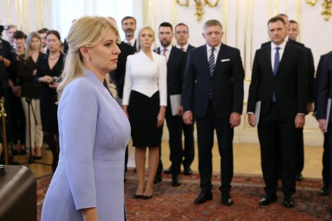 Zuzana Čaputov&aacute;: S&uacute;časťou pr&aacute;ce m&eacute;di&iacute; je aj kritika politikov