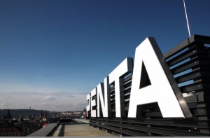 Penta sľubuje, že nebude sledovať a odpoč&uacute;vať redaktorov